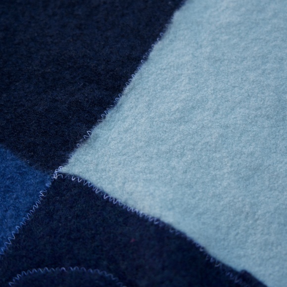 Cate & Levi 100% Wool Eco-Friendly Knitted Blue Baby Play mat Handmade In Canada - Picture 8 of 15